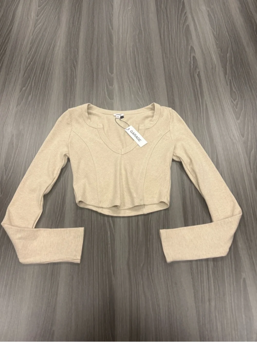 Garage Notch Front Long Sleeve Ribbed Top Size P/S - Picture 1 of 9